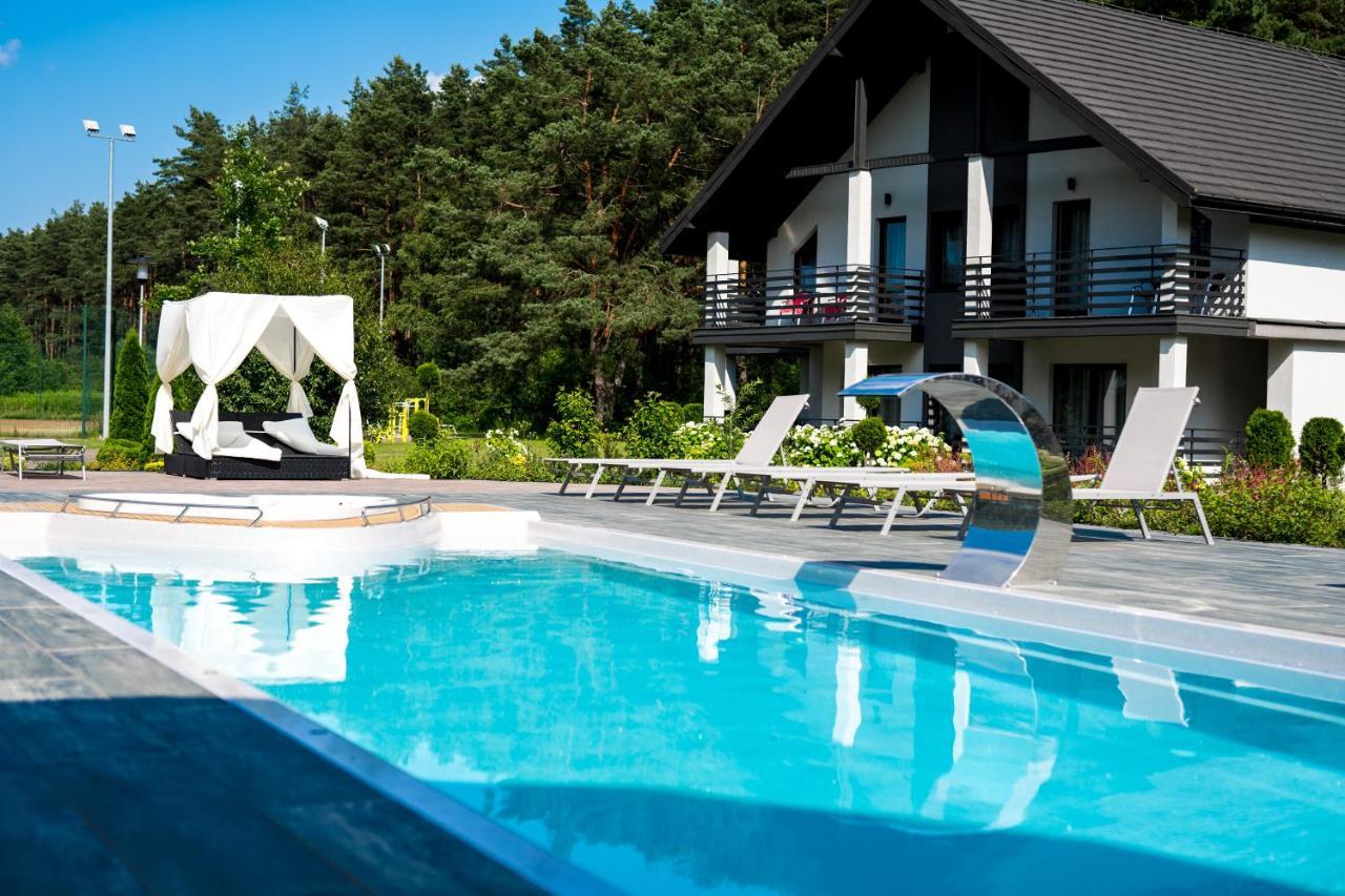 Rezydencja Sosnowa Luxury Hotel ยานุฟ ลูเบลสกี ภายนอก รูปภาพ