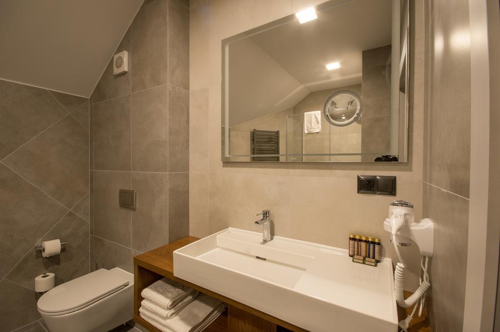 Rezydencja Sosnowa Luxury Hotel ยานุฟ ลูเบลสกี ห้อง รูปภาพ