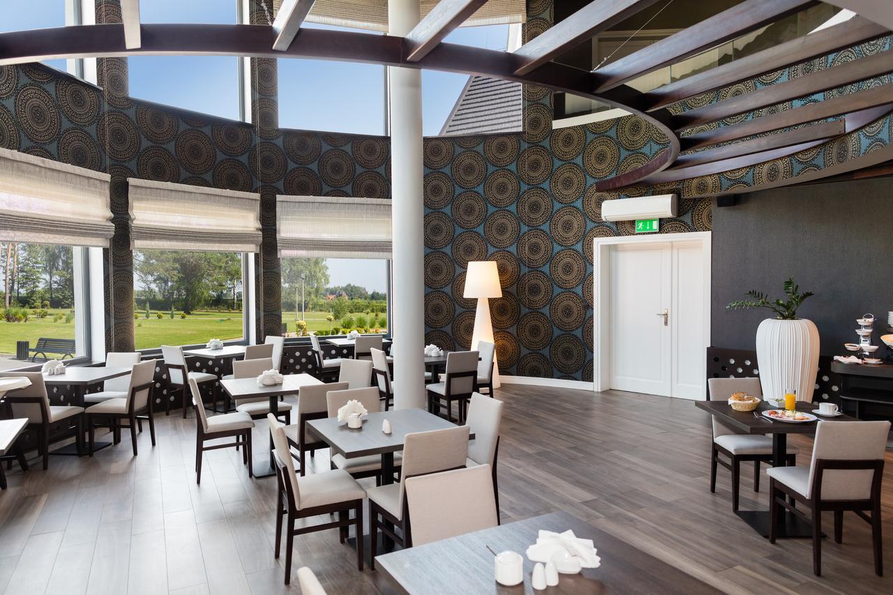 Rezydencja Sosnowa Luxury Hotel ยานุฟ ลูเบลสกี ภายนอก รูปภาพ